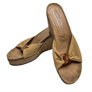 Donald J Pliner Tan Open Toe Wedge Heel Sandals Size 10